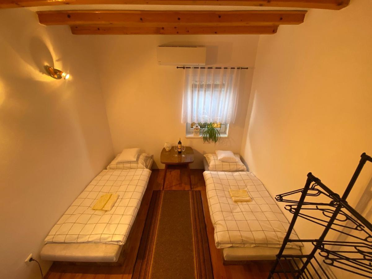 Privat Tilia Apartman Ivachnófalu Kültér fotó